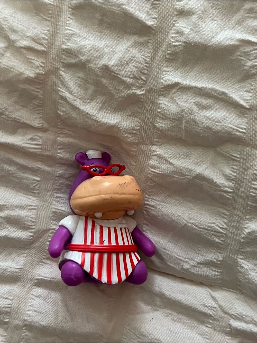 Disney Doc McStuffins Hallie Purple Hippo Plastic Toy 2" Figure Loose